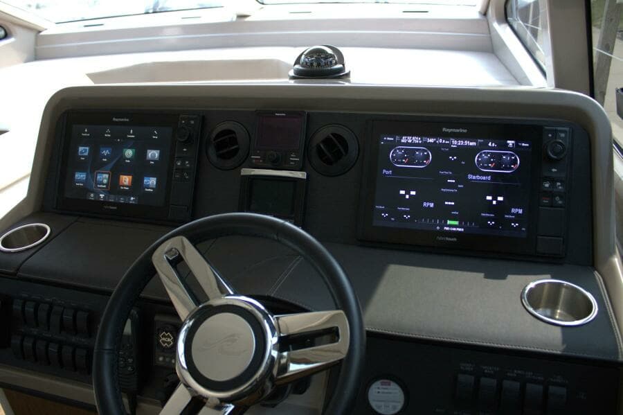 2017 Sea Ray 460 Sundancer