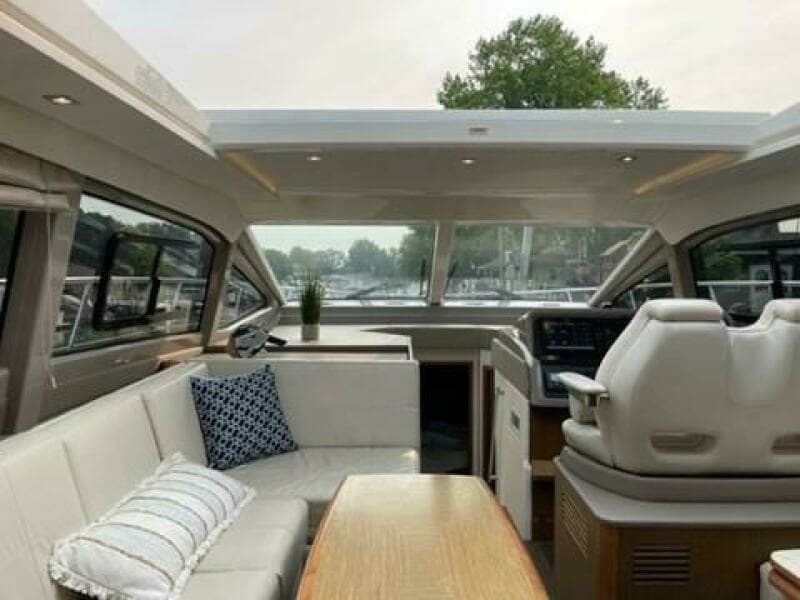 2017 Sea Ray 460 Sundancer