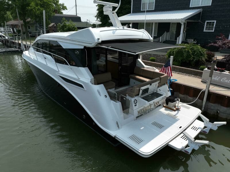 2017 Sea Ray 460 Sundancer