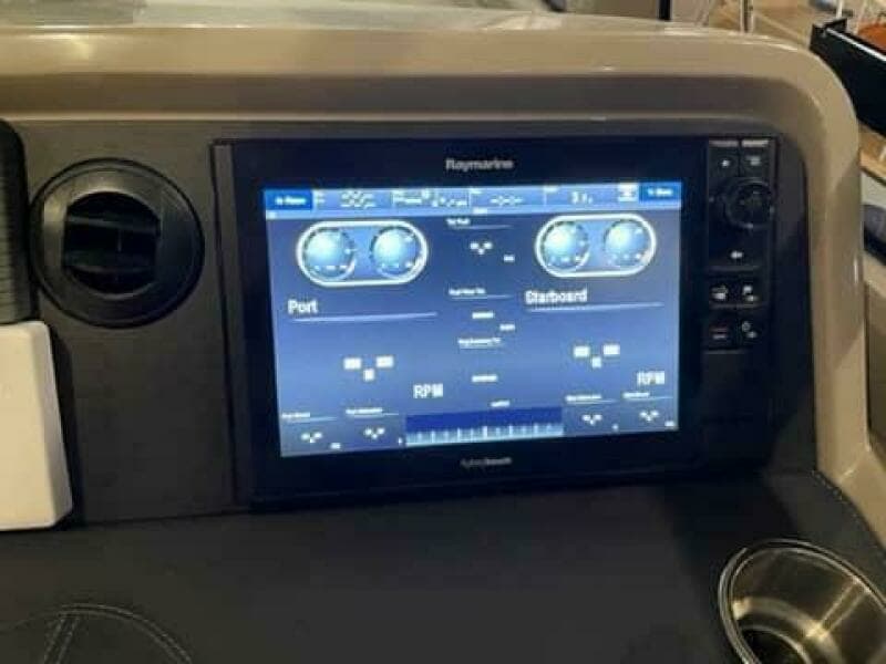 2017 Sea Ray 460 Sundancer