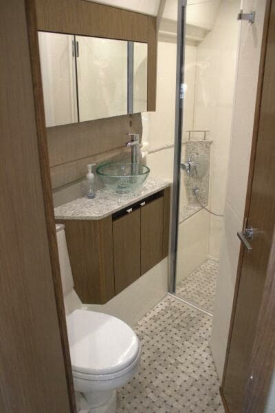 2017 Sea Ray 460 Sundancer