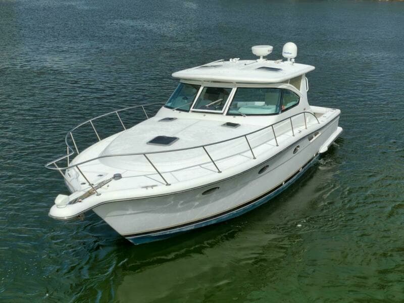 2004 Tiara Yachts 38 Open