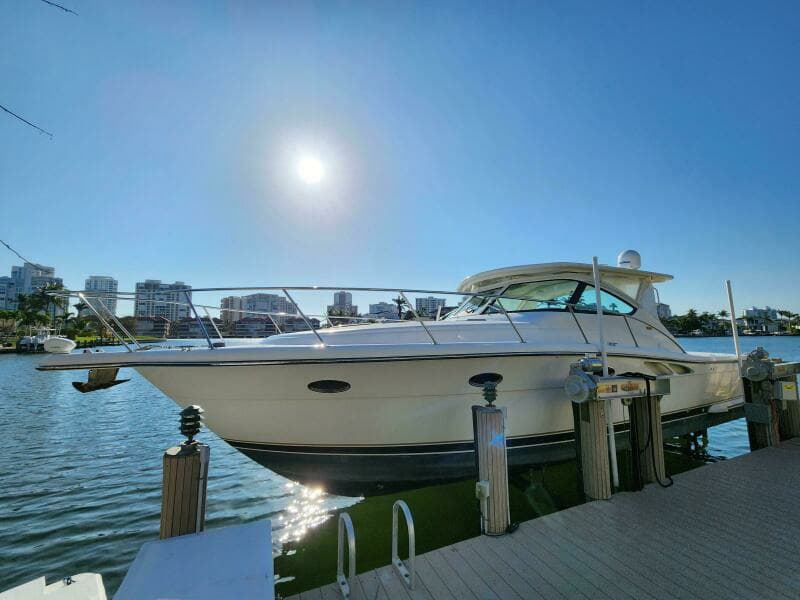 2004 Tiara Yachts 38 Open
