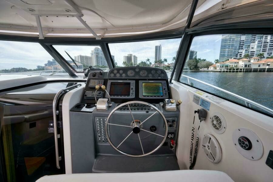 2004 Tiara Yachts 38 Open