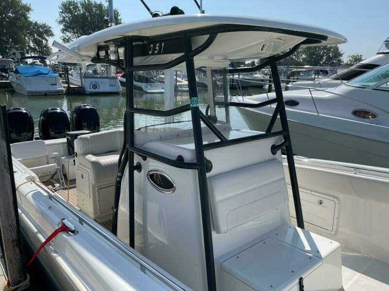 2009 Triton 351 Center Console