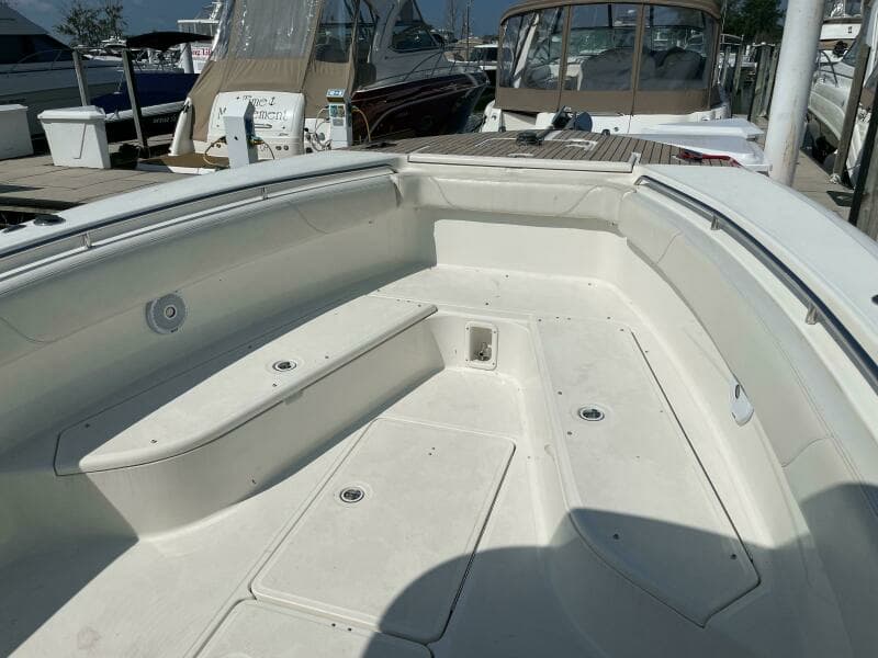 2009 Triton 351 Center Console