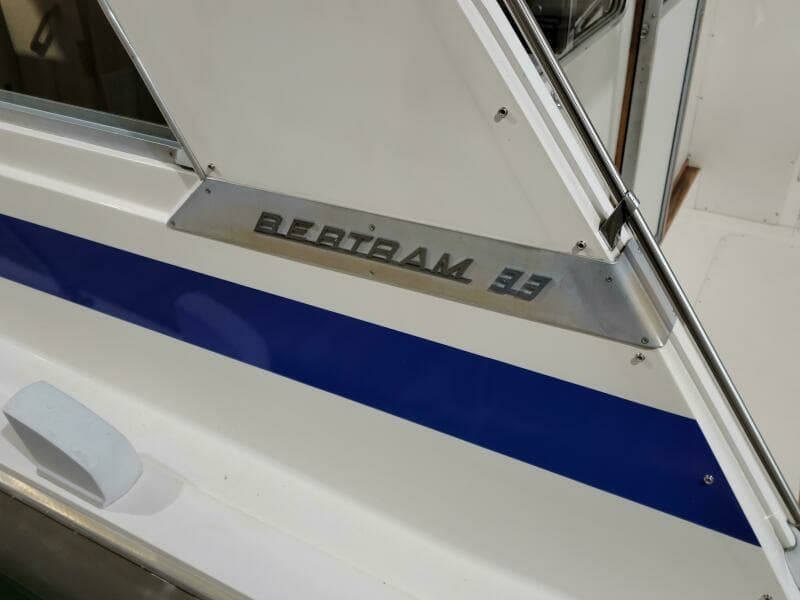 1983 Bertram 33 Flybridge Cruiser