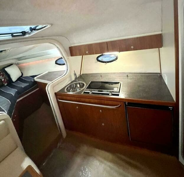 1988 Tiara Sport 310 Sport Cruiser