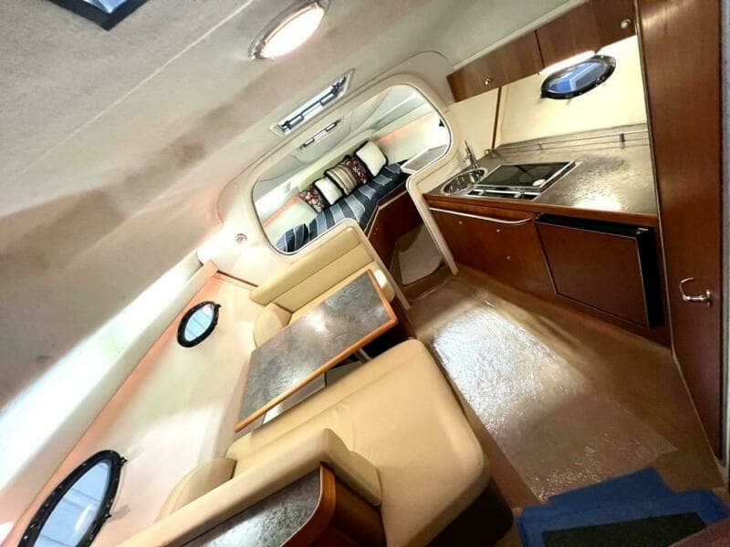 1988 Tiara Sport 310 Sport Cruiser