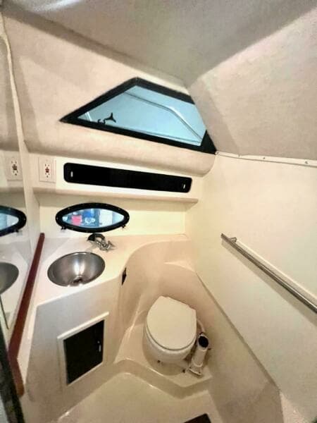 1988 Tiara Sport 310 Sport Cruiser