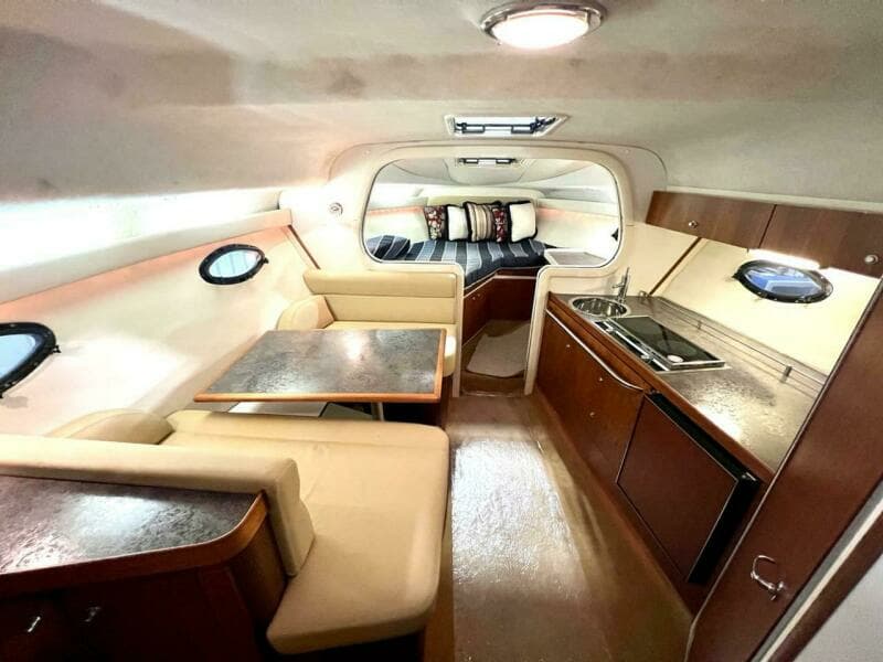 1988 Tiara Sport 310 Sport Cruiser