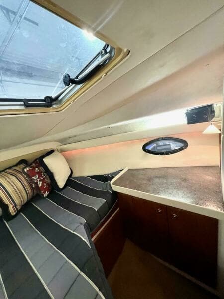 1988 Tiara Sport 310 Sport Cruiser