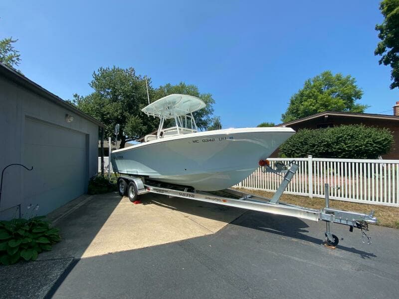 2022 Sailfish 220 Center Console