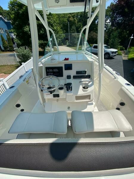 2022 Sailfish 220 Center Console
