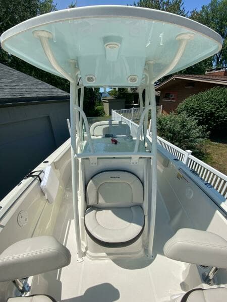 2022 Sailfish 220 Center Console