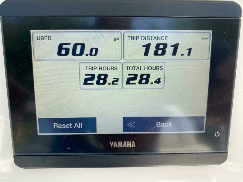 2022 Sailfish 220 Center Console