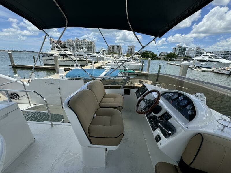 2001 Viking Princess 45 Flybridge