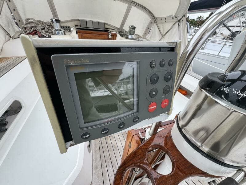 1999 Sabre 402 Sailboat  - VELA DARE II