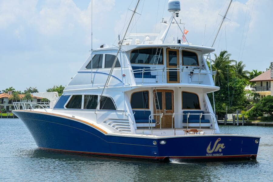 2004 Sea Force IX Enclosed Bridge