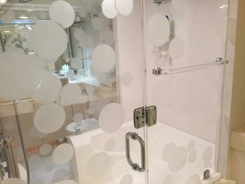 1994 Hatteras 70 Cockpit Motor Yacht