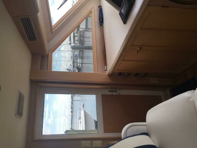 1994 Hatteras 70 Cockpit Motor Yacht