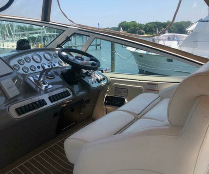 2007 Cruisers Yachts 370 Express