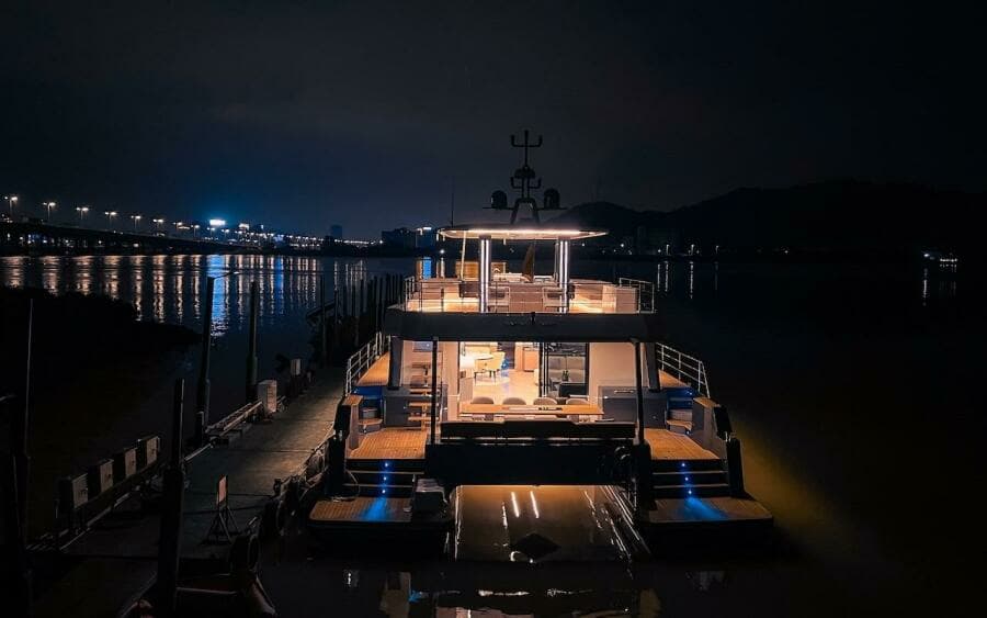 2026 Diamond Yachts EF56 Power Catamaran