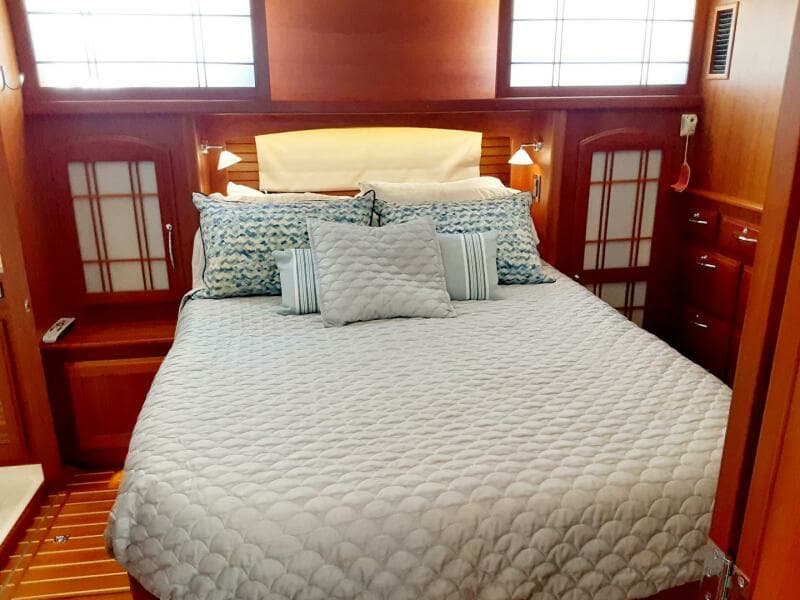 2016 Sabre 48 Salon Express