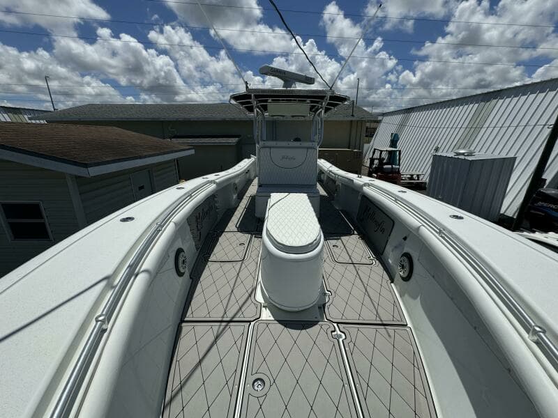 2005 Yellowfin 36 Offshore