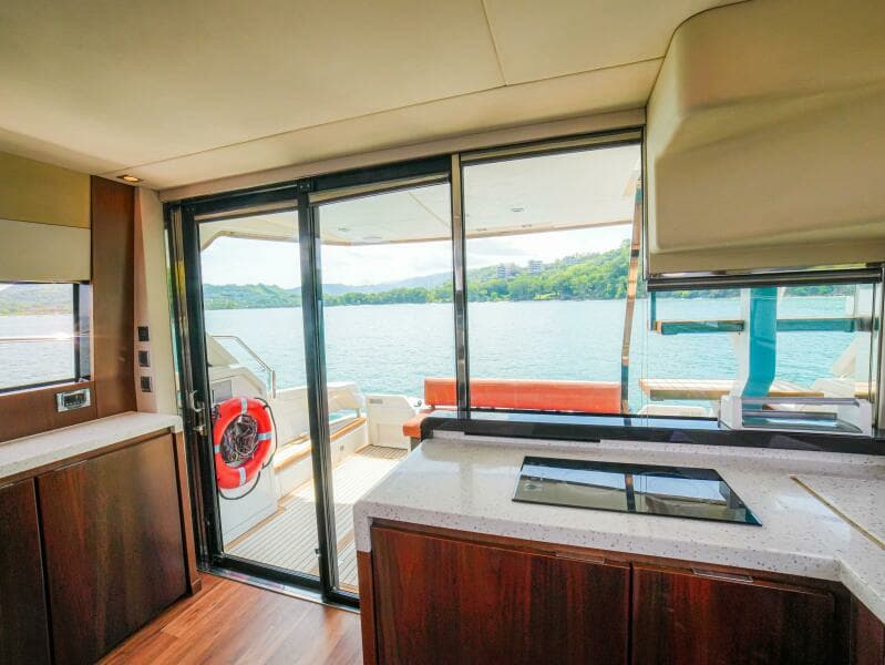 50  Fairline 2014 Cruiser "YOLO"