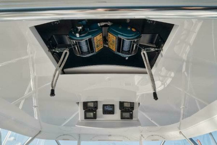 54' Hatteras GT54 - Flybridge 