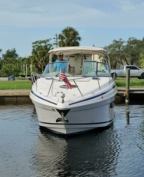 2018 Regal 33 XO Express Cruiser Outboard