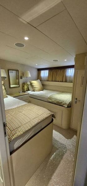 1969 Derecktor Hunt Motor Yacht