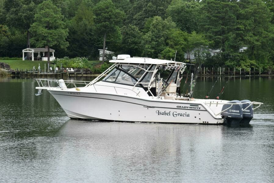 2016 Grady-White Express 330