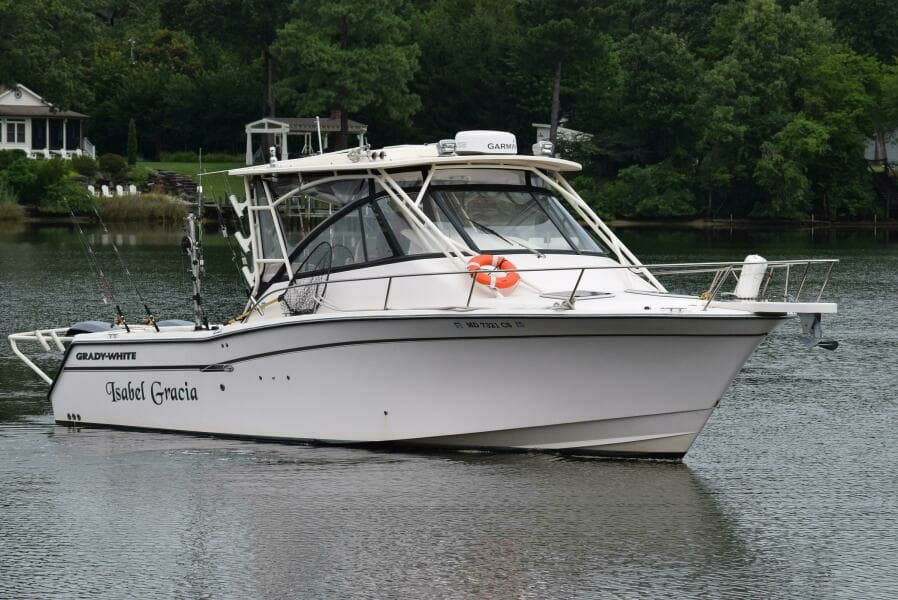 2016 Grady-White Express 330