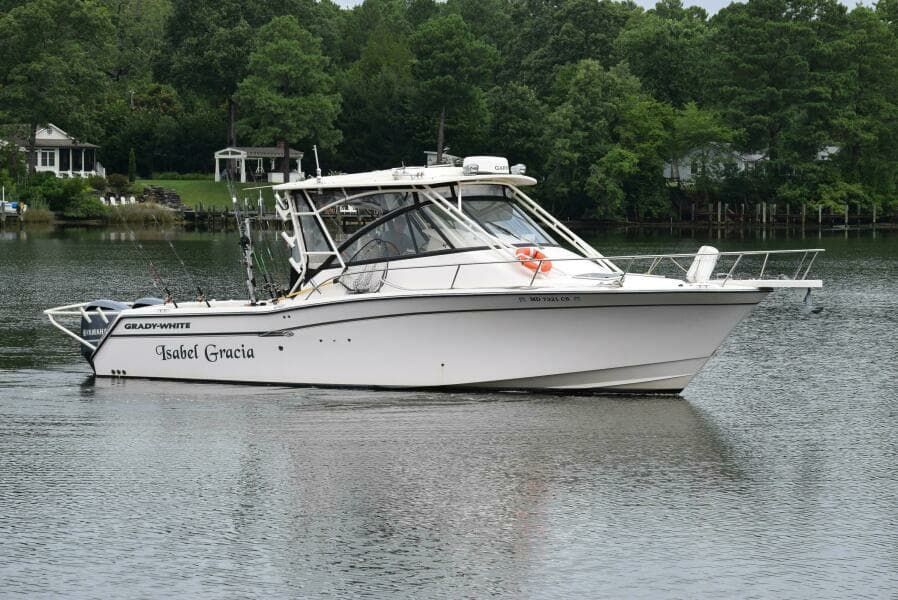 2016 Grady-White Express 330