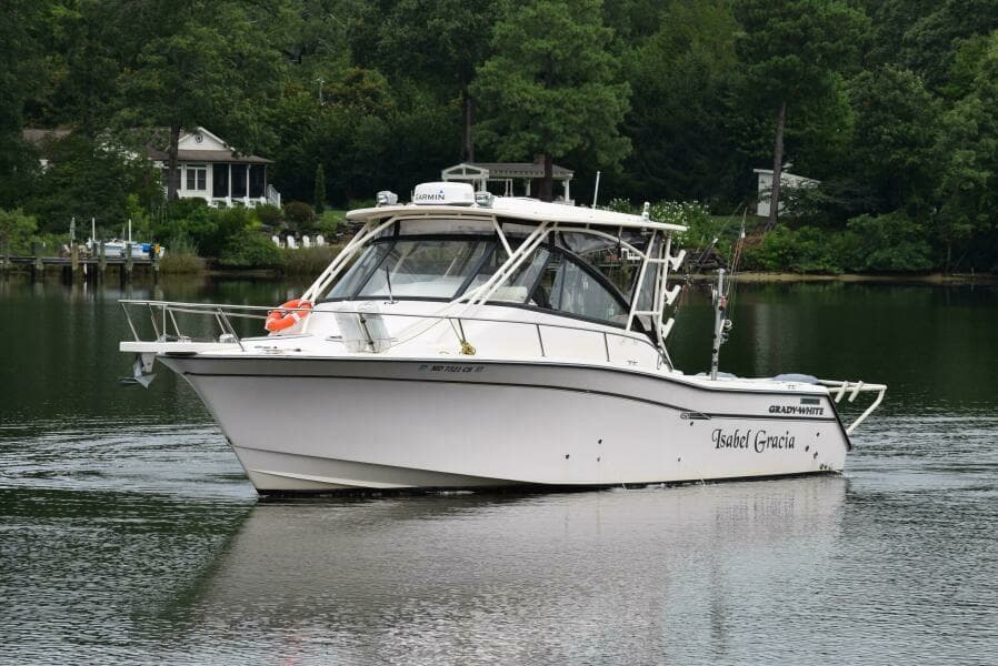 2016 Grady-White Express 330