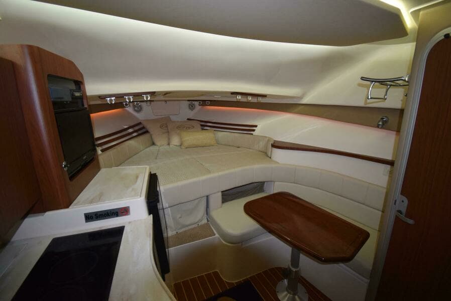 2016 Grady-White Express 330