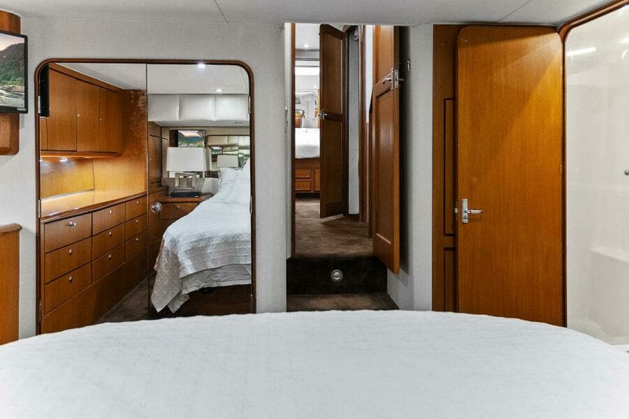 1999 Ocean Yachts 60 Convertible