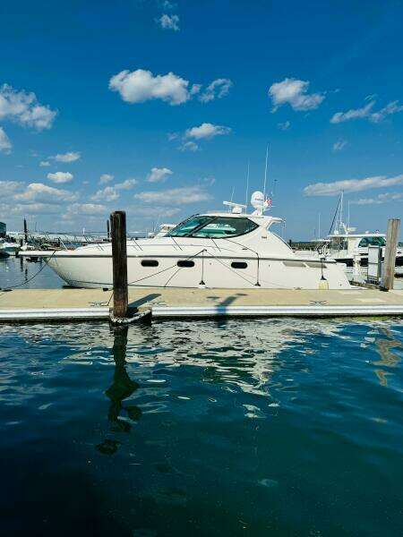 2007 Tiara Yachts 3900 Sovran