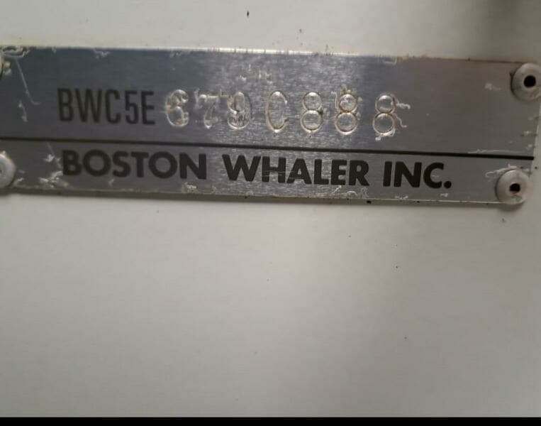 1988 Boston Whaler Temptation 2200