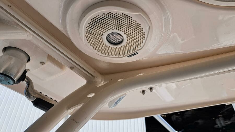 2018 Grady-White Freedom 285