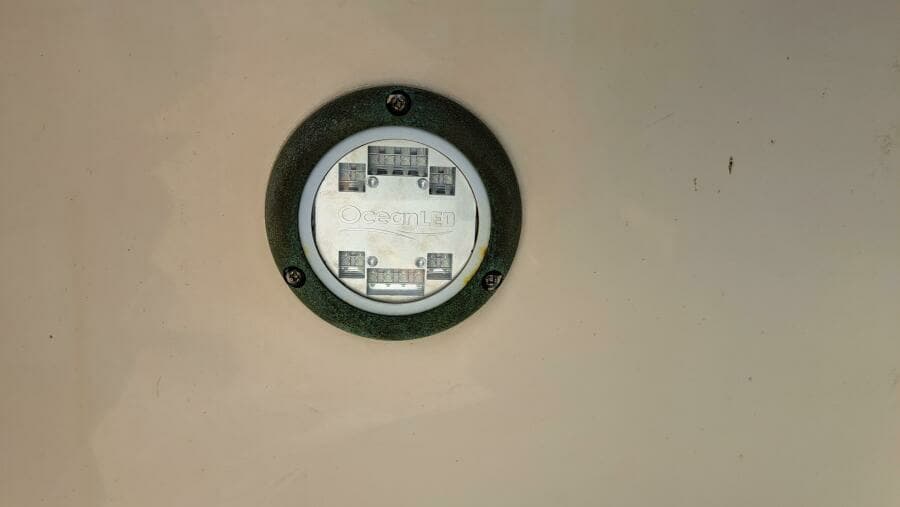 2018 Grady-White Freedom 285