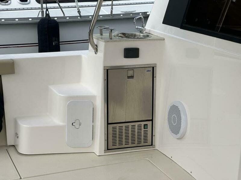 2020 Ranger Tugs R41CB