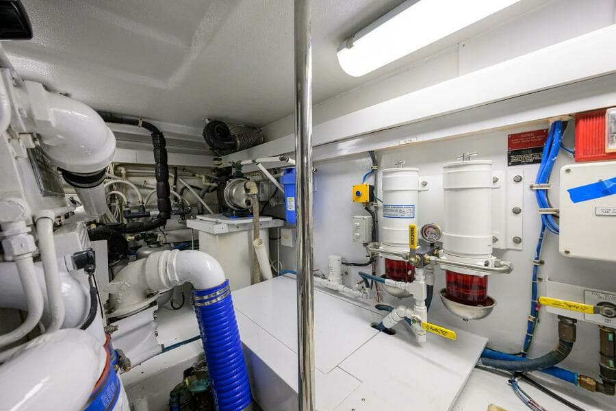 2001 Hatteras Convertible