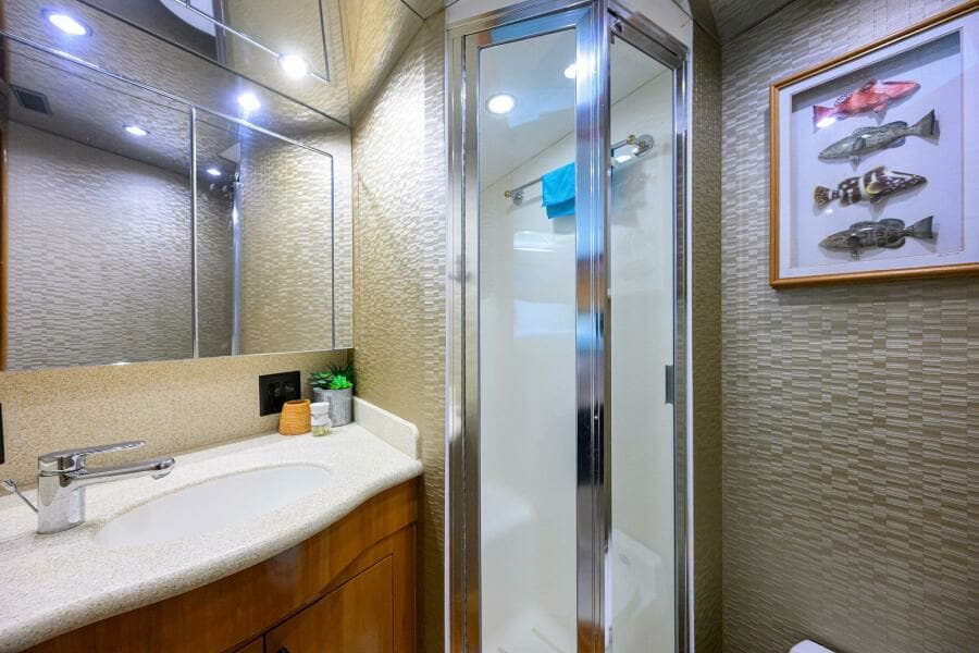 2001 Hatteras Convertible