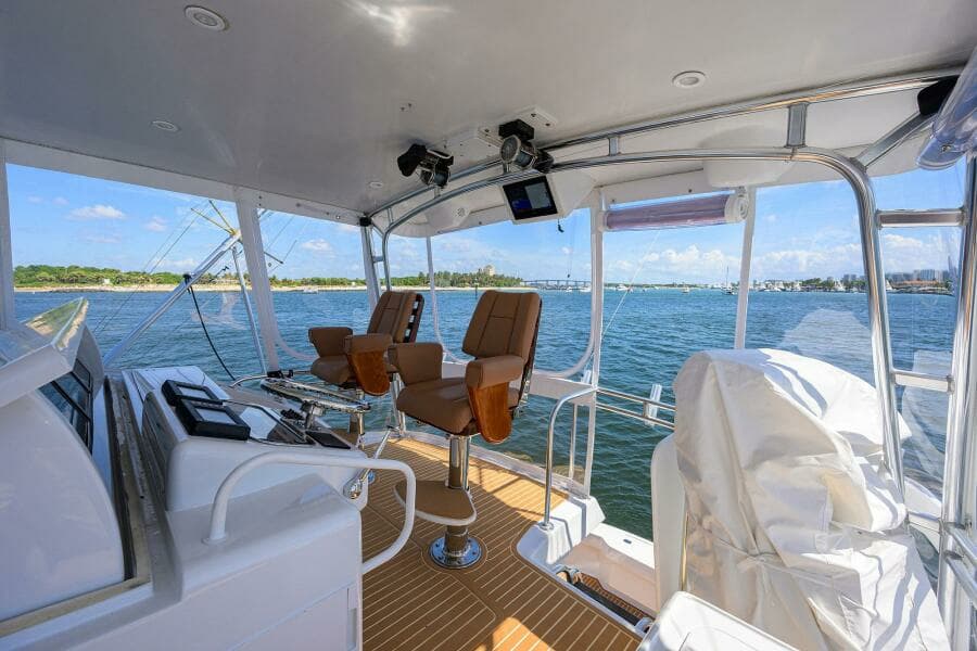 2001 Hatteras Convertible