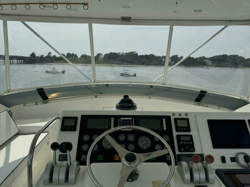 1994 Hatteras 54 Yacht