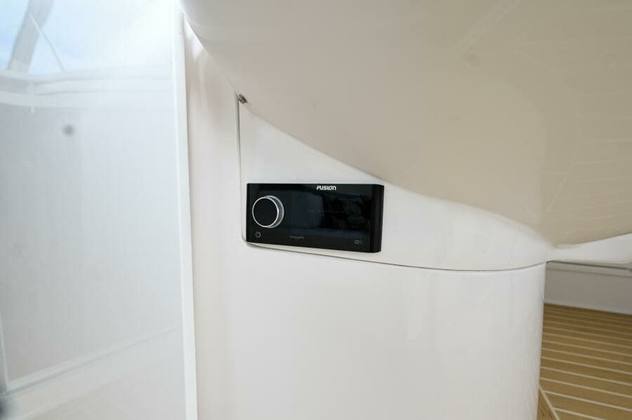 2019 Intrepid 475 Sport Yacht