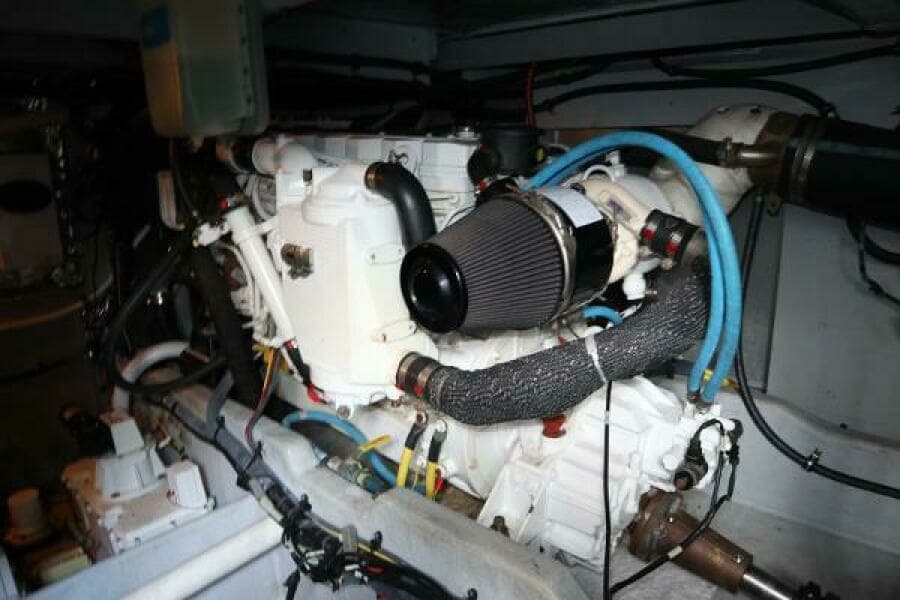 43 Meridian Sedan 411 - 